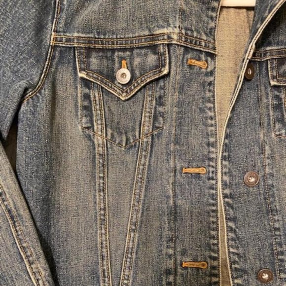 Gap Ladies Blue Demin Jean Jacket size small. - Picture 2 of 13